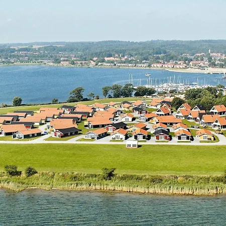 Ferienhaus Holiday Ii *